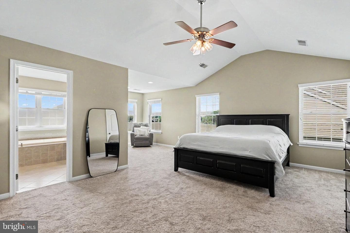 289 Sweetwater Drive photo 13