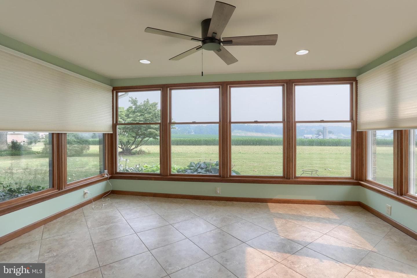 7 Lantern Avenue photo 14