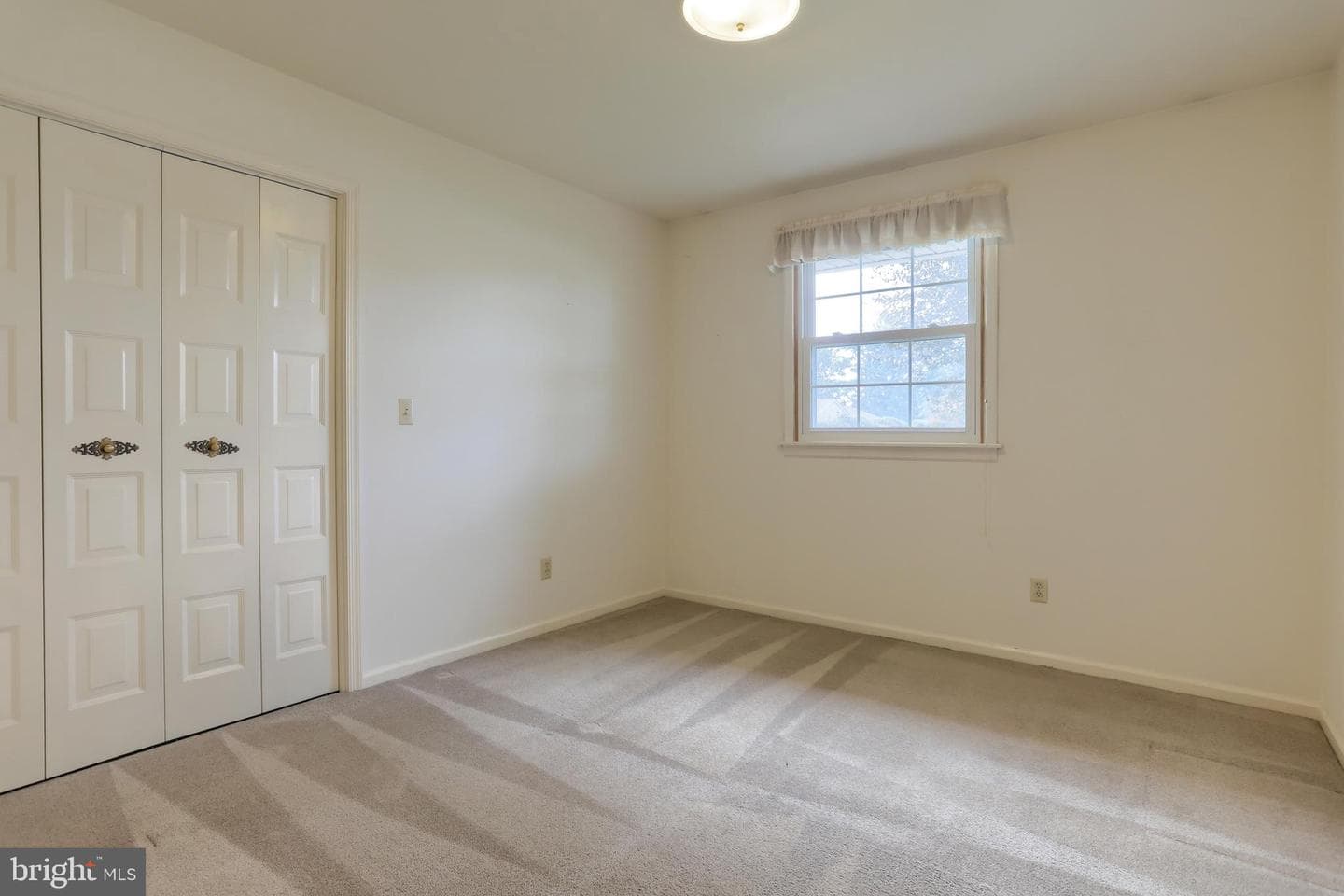 7 Lantern Avenue photo 23