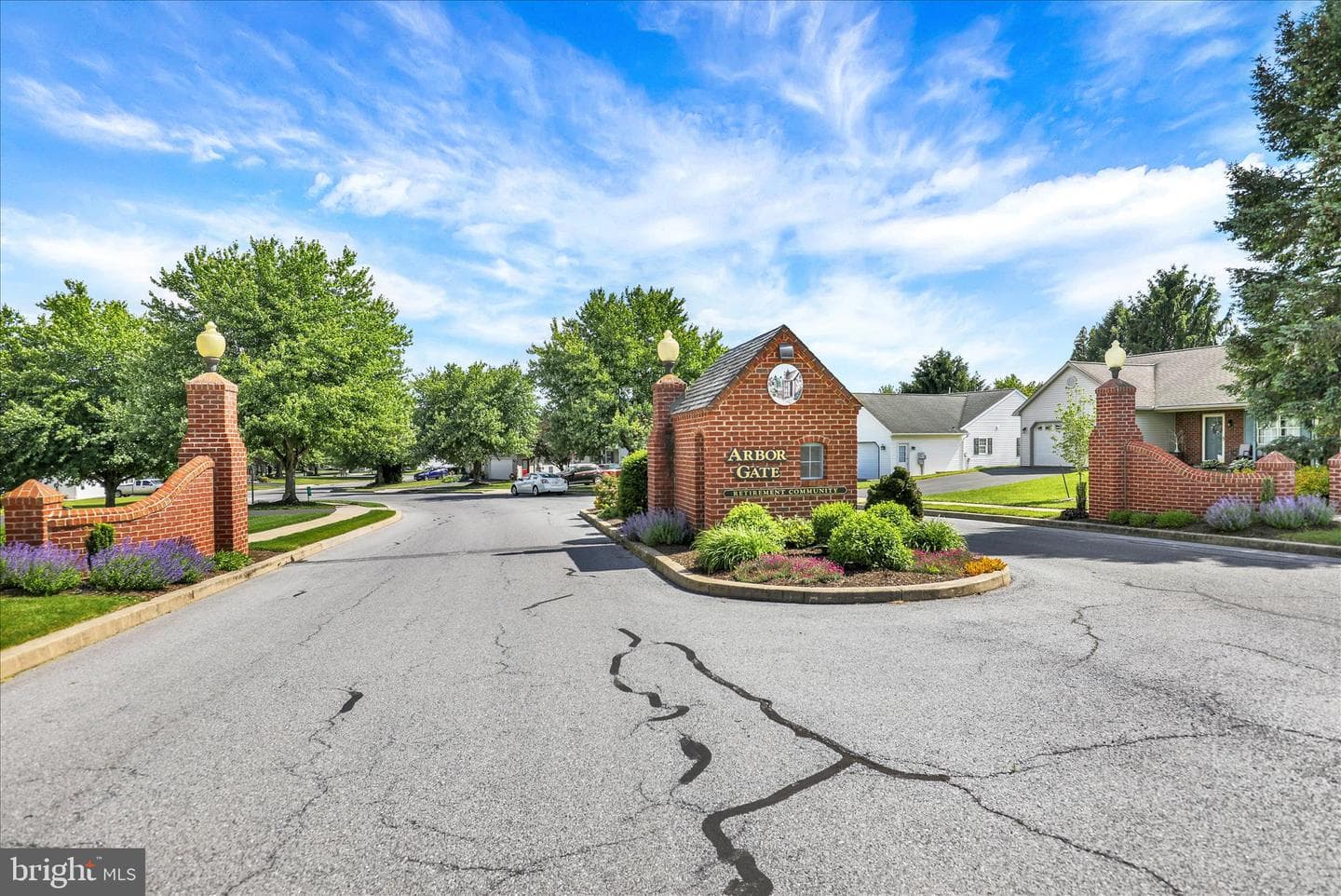 14 Springhouse Drive photo 4