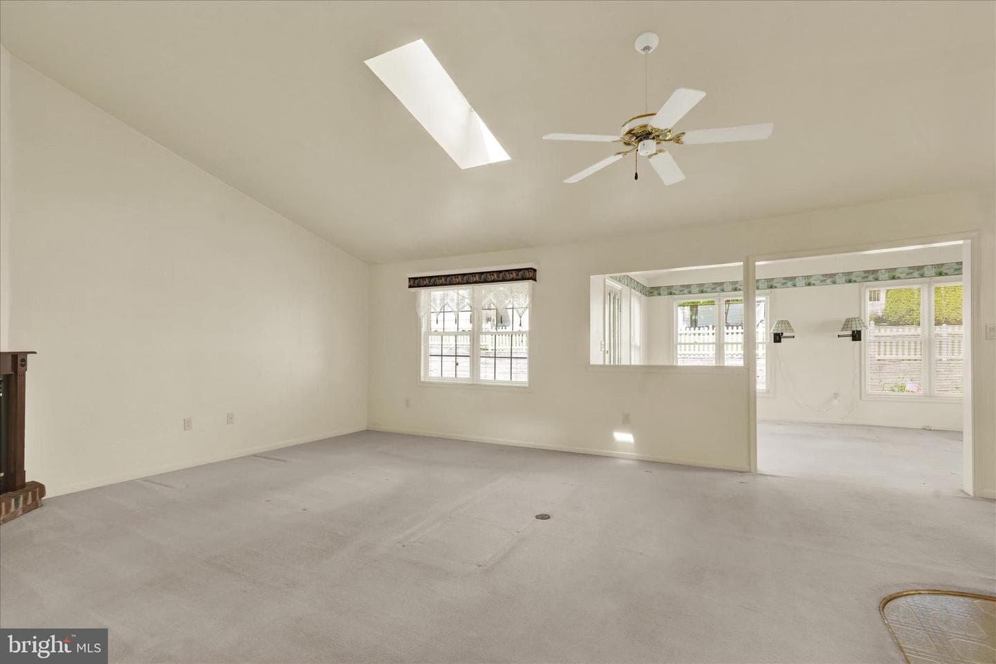 14 Springhouse Drive photo 8