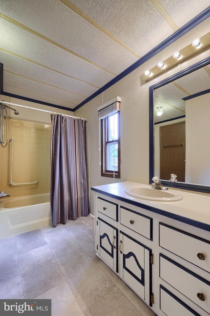 12 Poplar Drive photo 28
