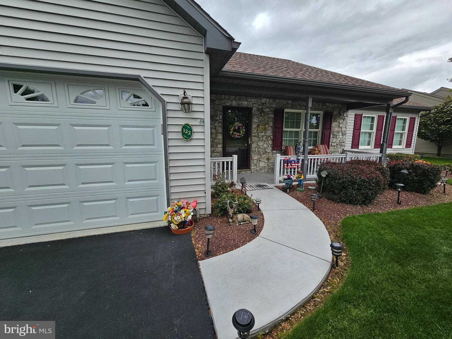 122 Arbor Drive photo 4
