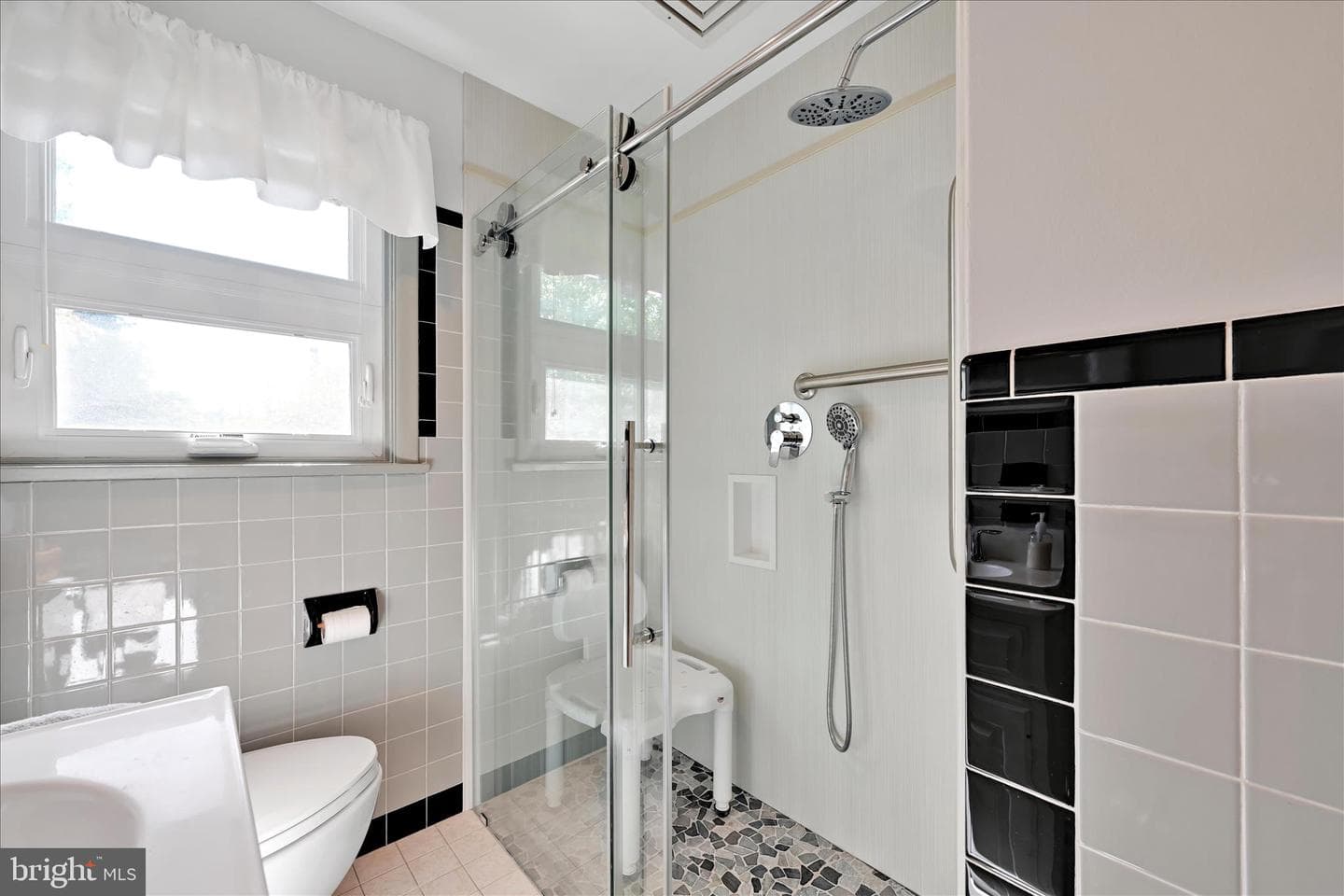 322 Taylor Street photo 23