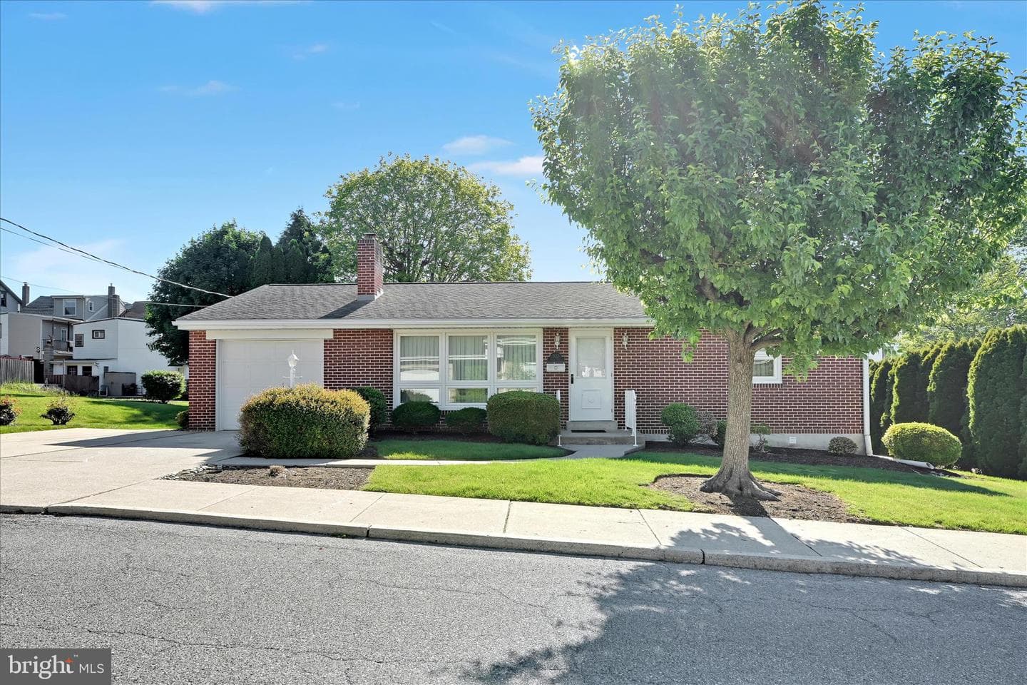 322 Taylor Street photo 4