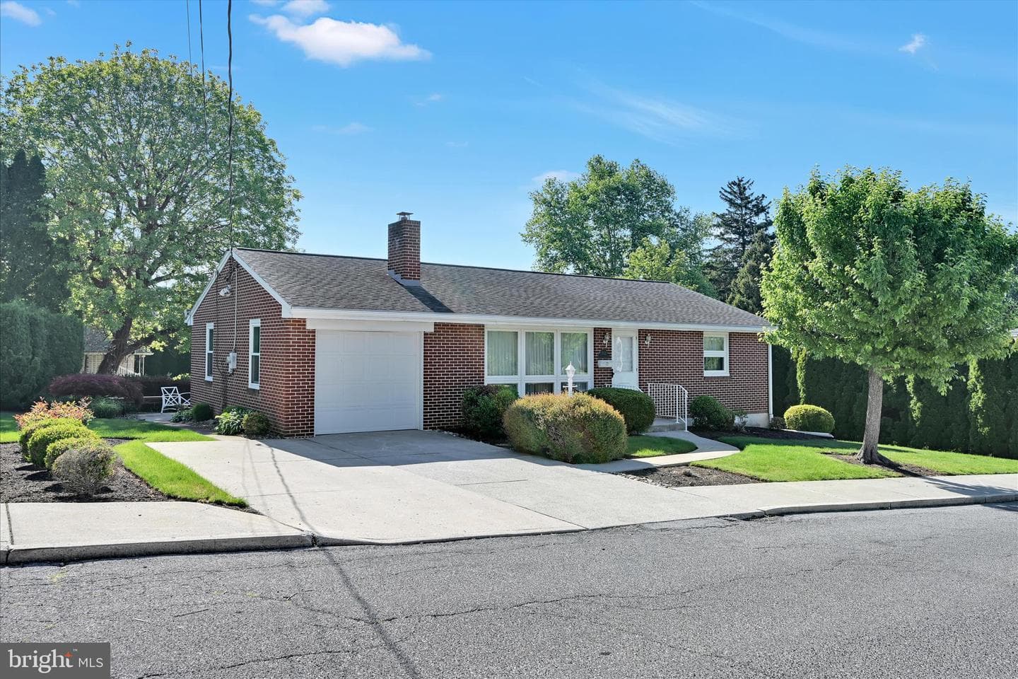 322 Taylor Street photo 5