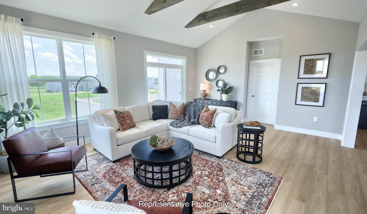 528 Stone Gate Boulevard photo 11