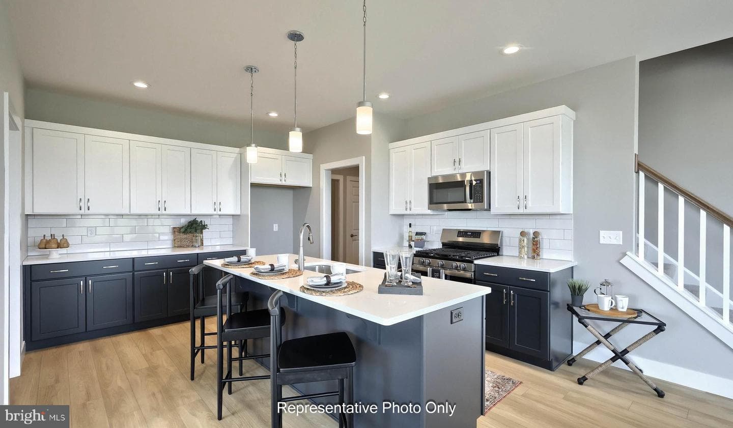 528 Stone Gate Boulevard photo 15