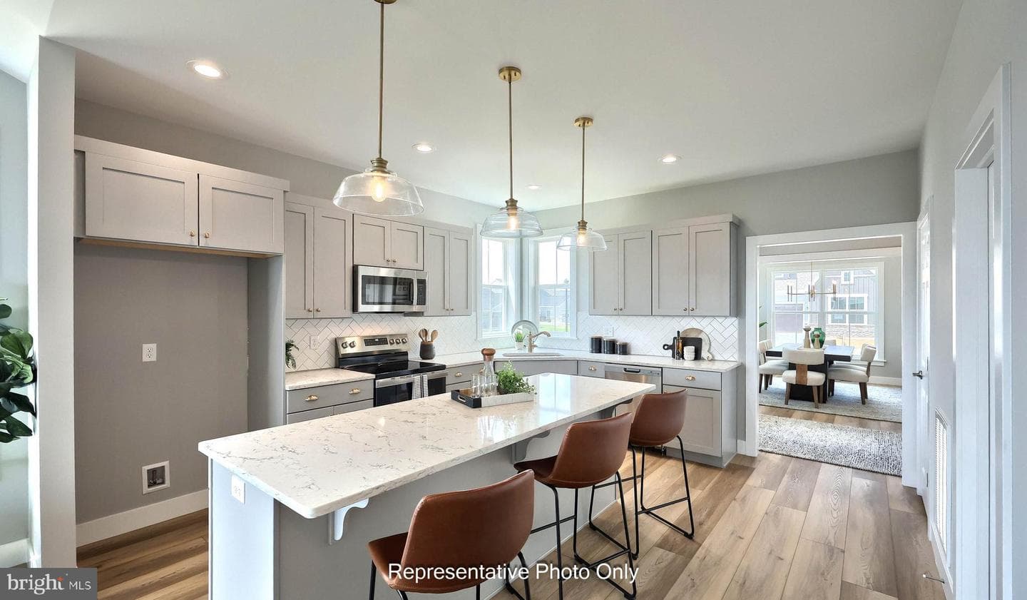 524 Stone Gate Boulevard photo 6
