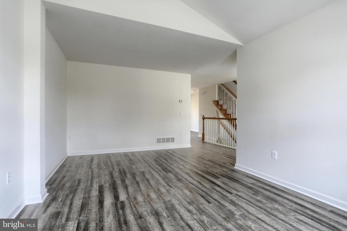 2124 Autumn Court photo 11