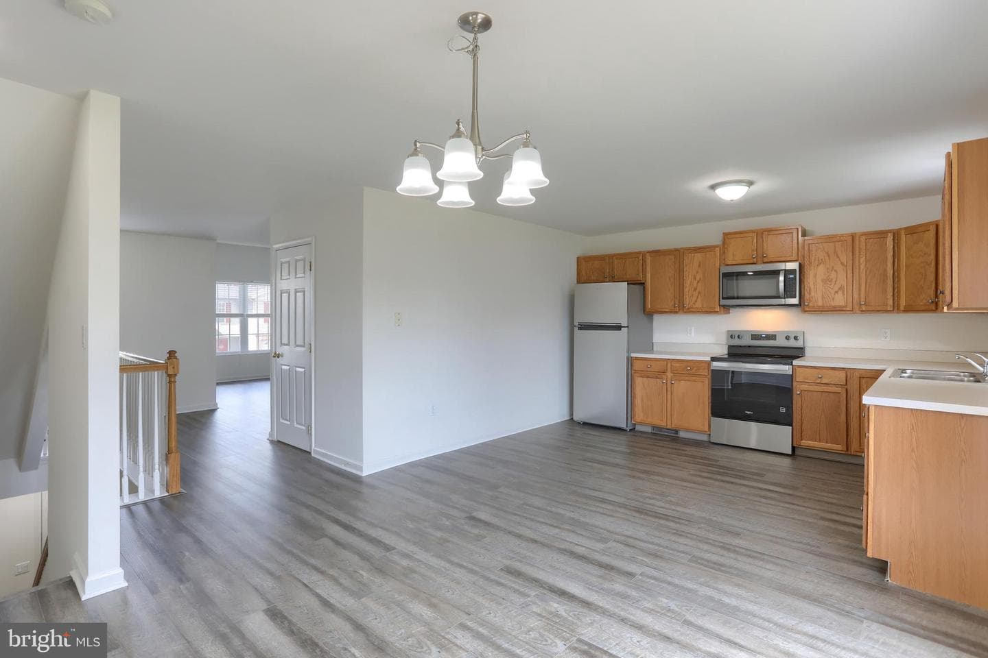 2124 Autumn Court photo 4