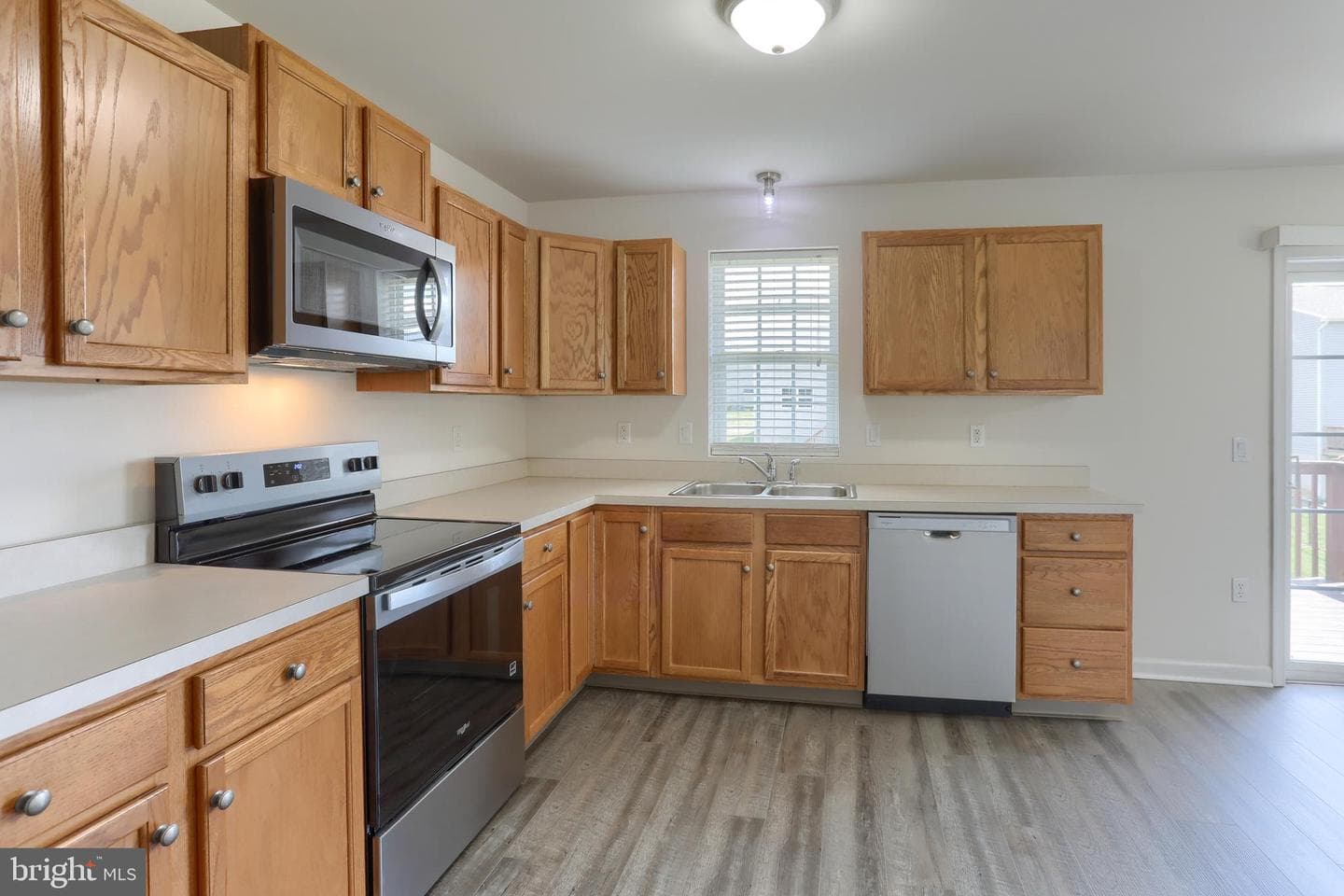 2124 Autumn Court photo 5