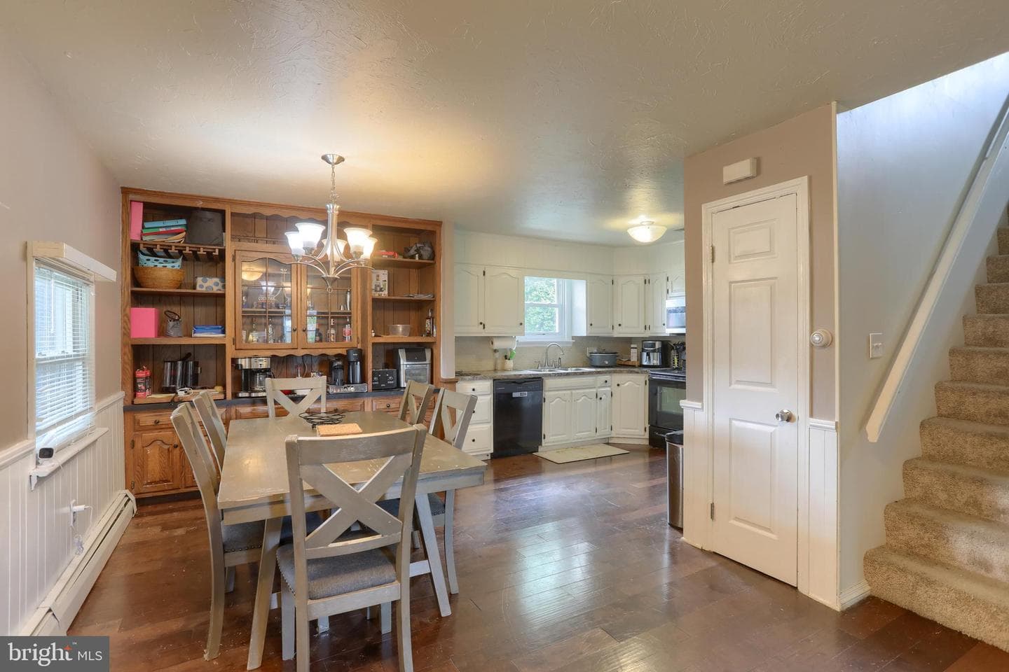 747 Barbara Ann Drive photo 12