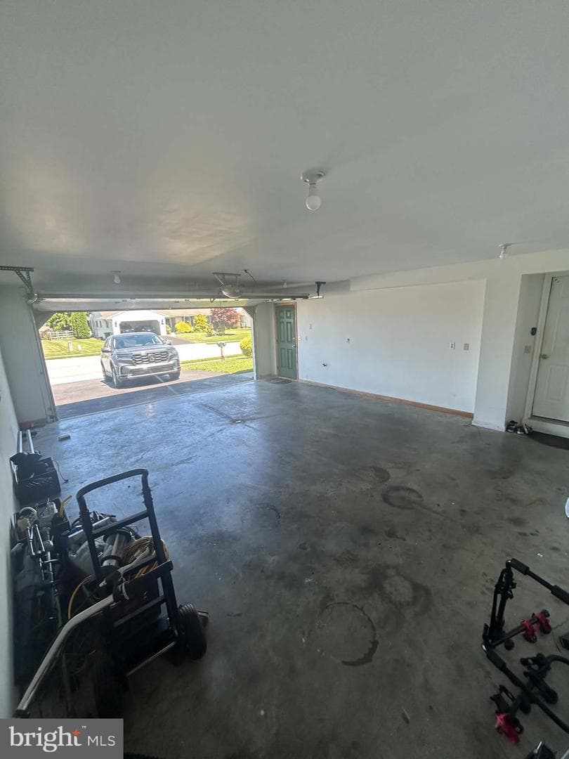 135 Sweetwater Lane photo 25