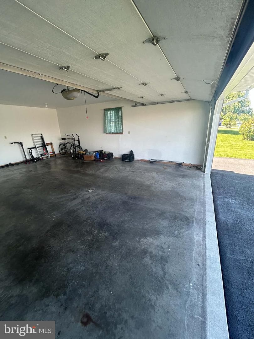 135 Sweetwater Lane photo 27