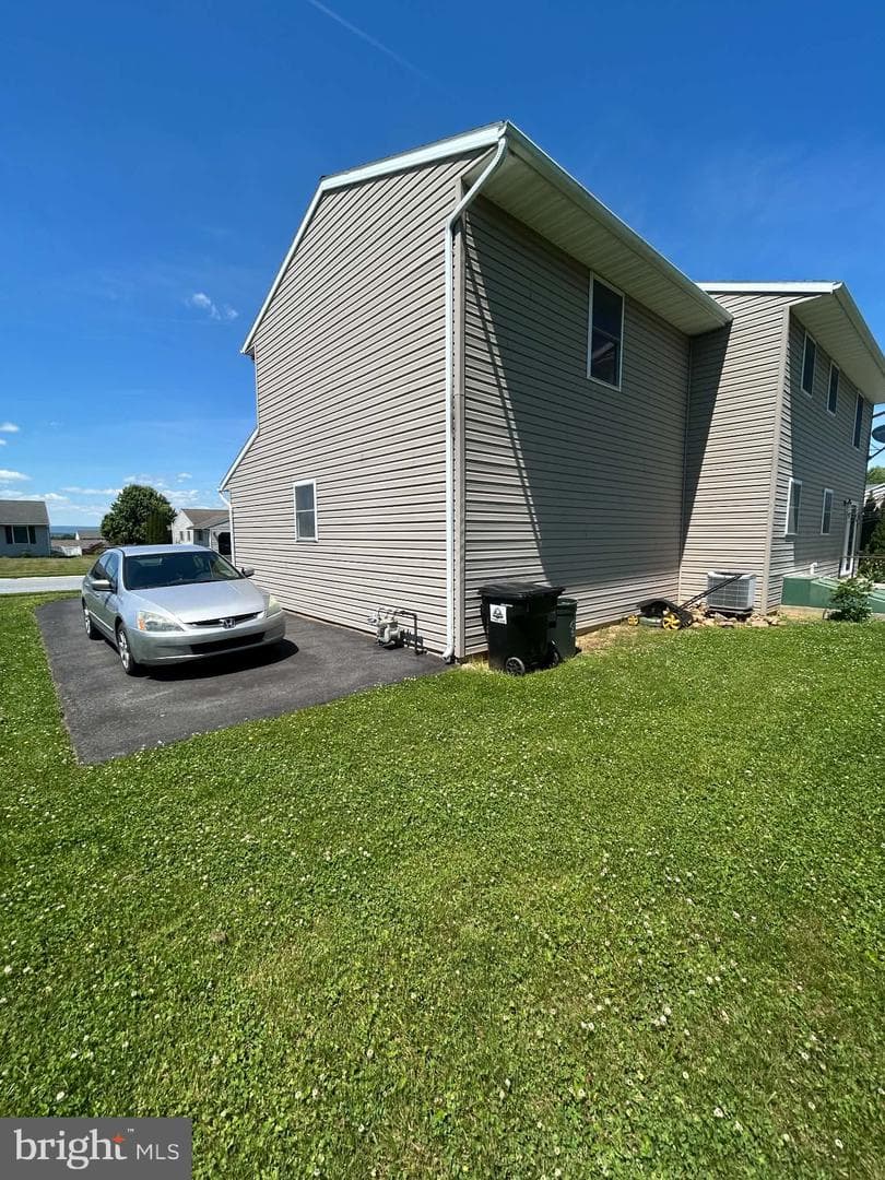 135 Sweetwater Lane photo 31