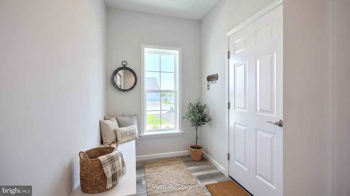 607 Lilliana Drive photo 6