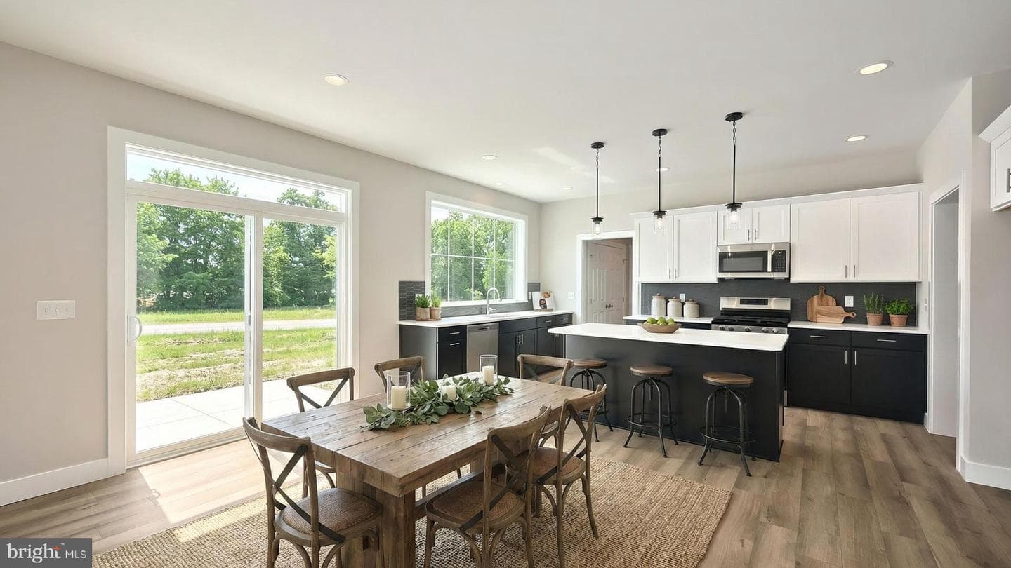 124 Forge Drive photo 4