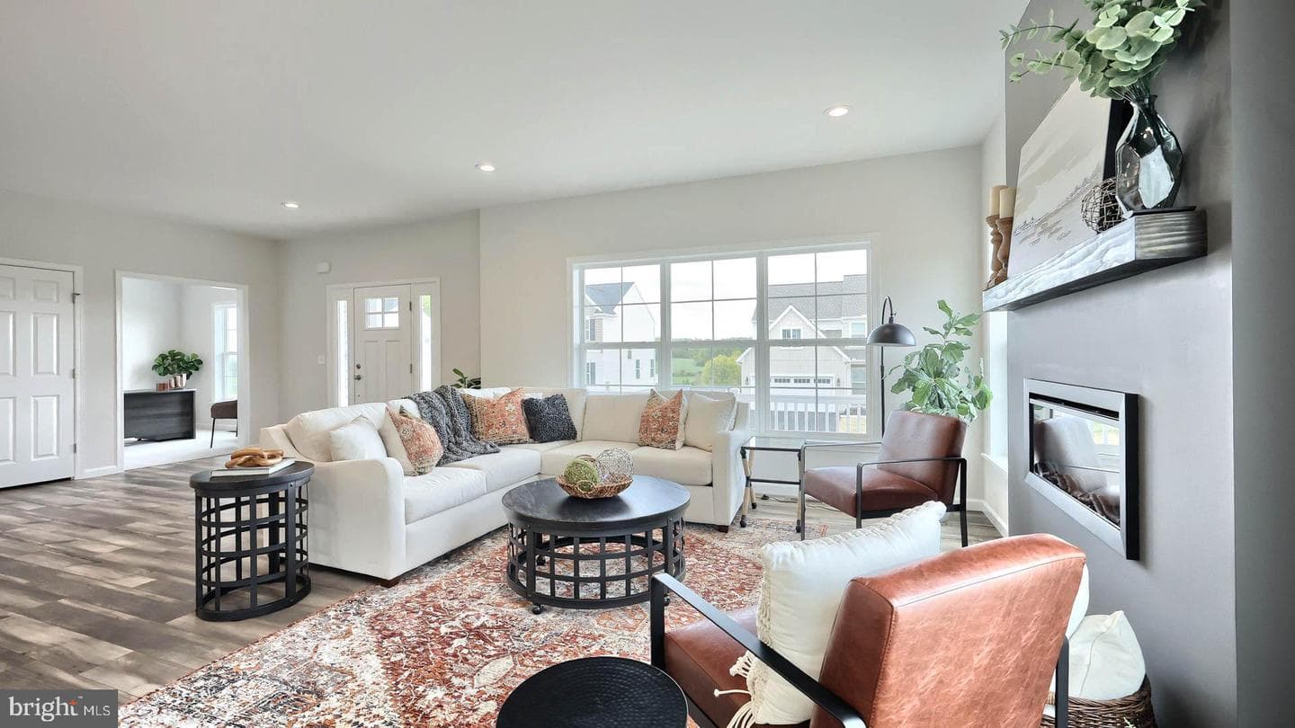 220 Copper Ridge Drive photo 5