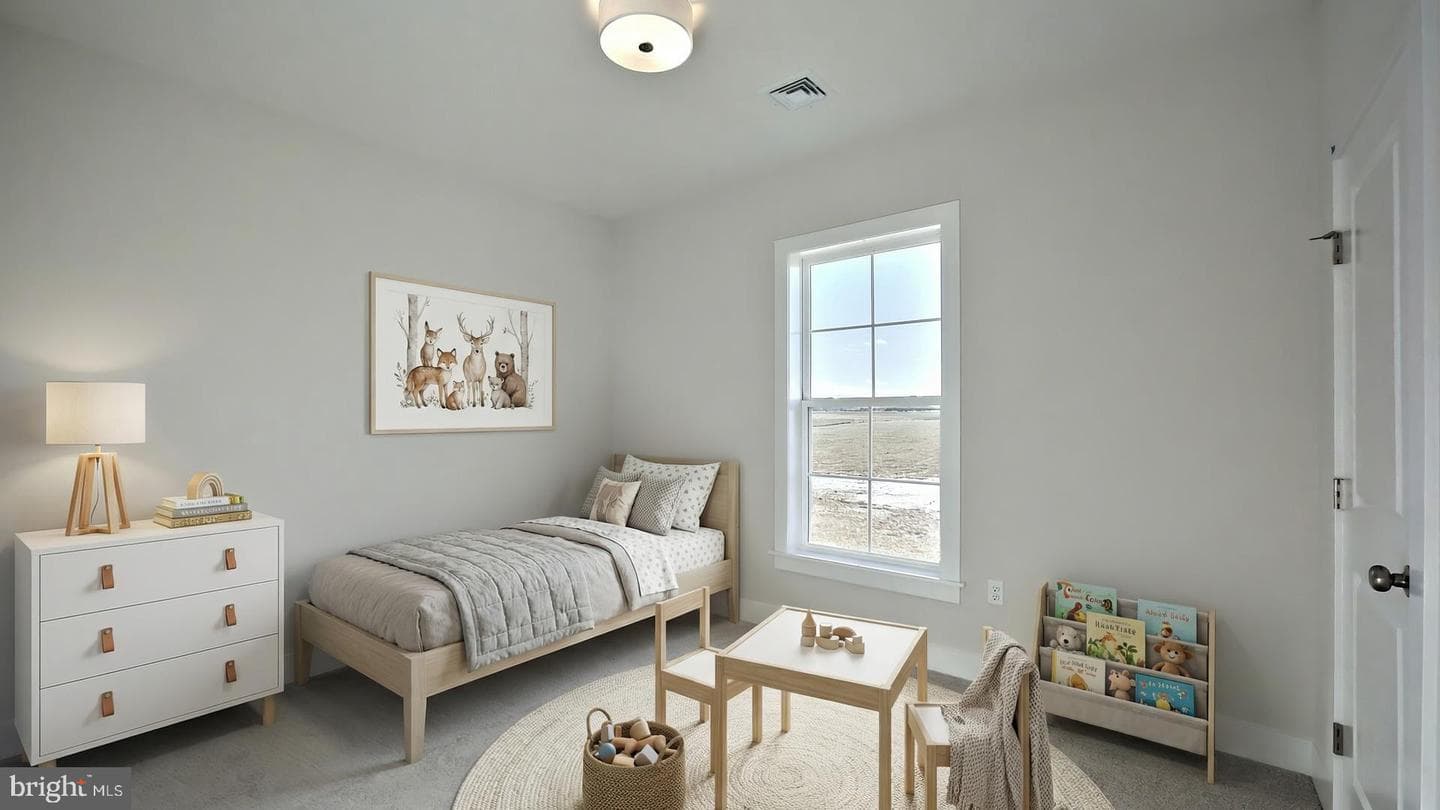 35 Canterbury Lane photo 13