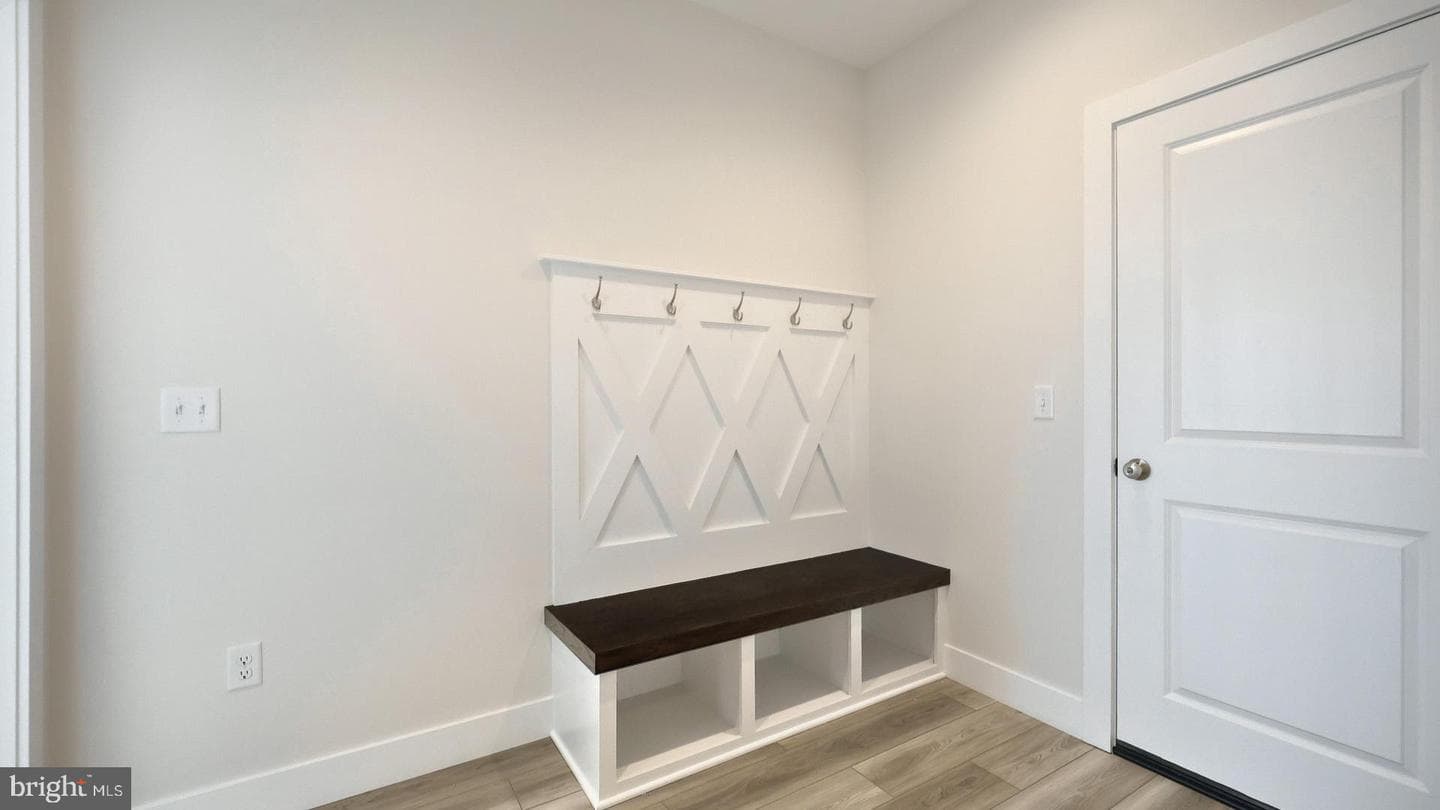 35 Canterbury Lane photo 28