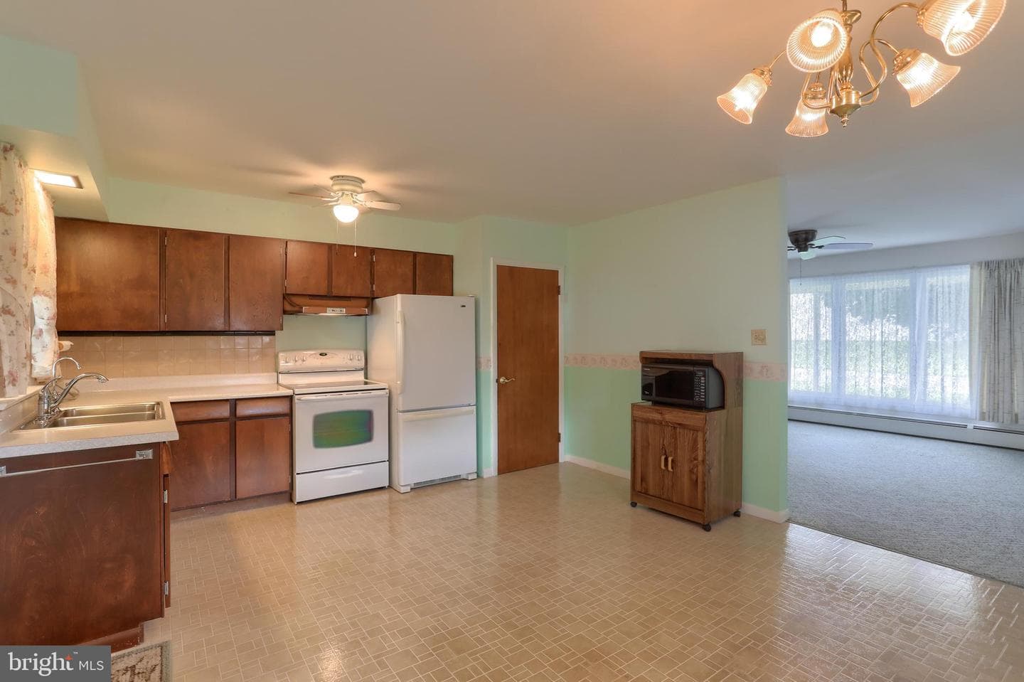 311 Poplar Street photo 10
