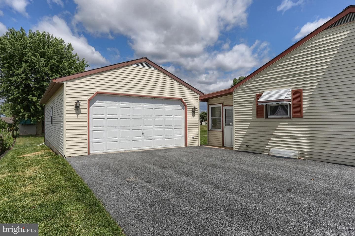 311 Poplar Street photo 2