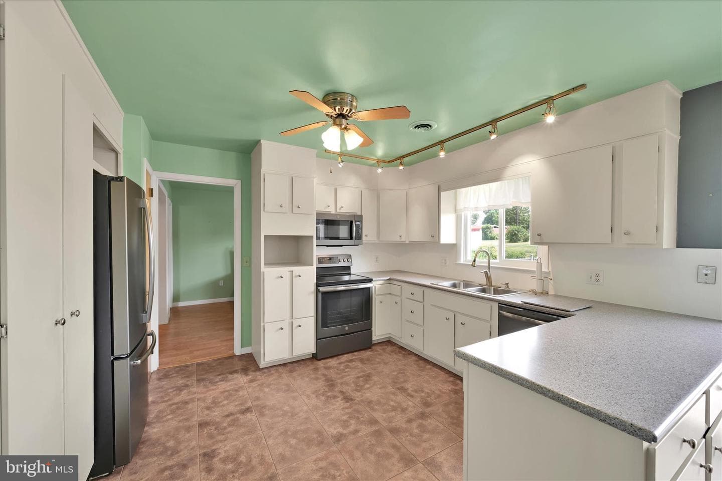 460 Yeagley Road photo 14