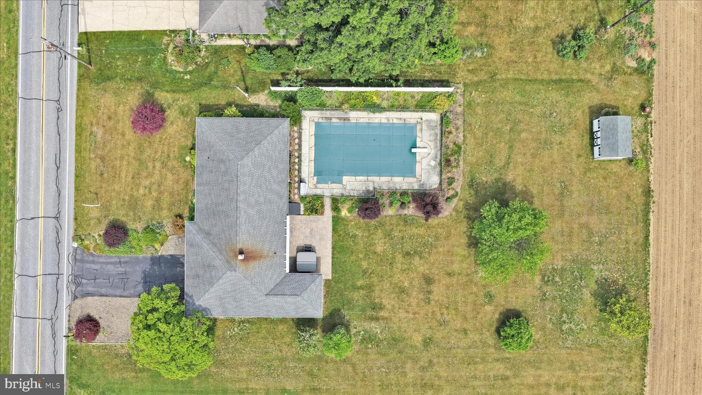 460 Yeagley Road photo 4