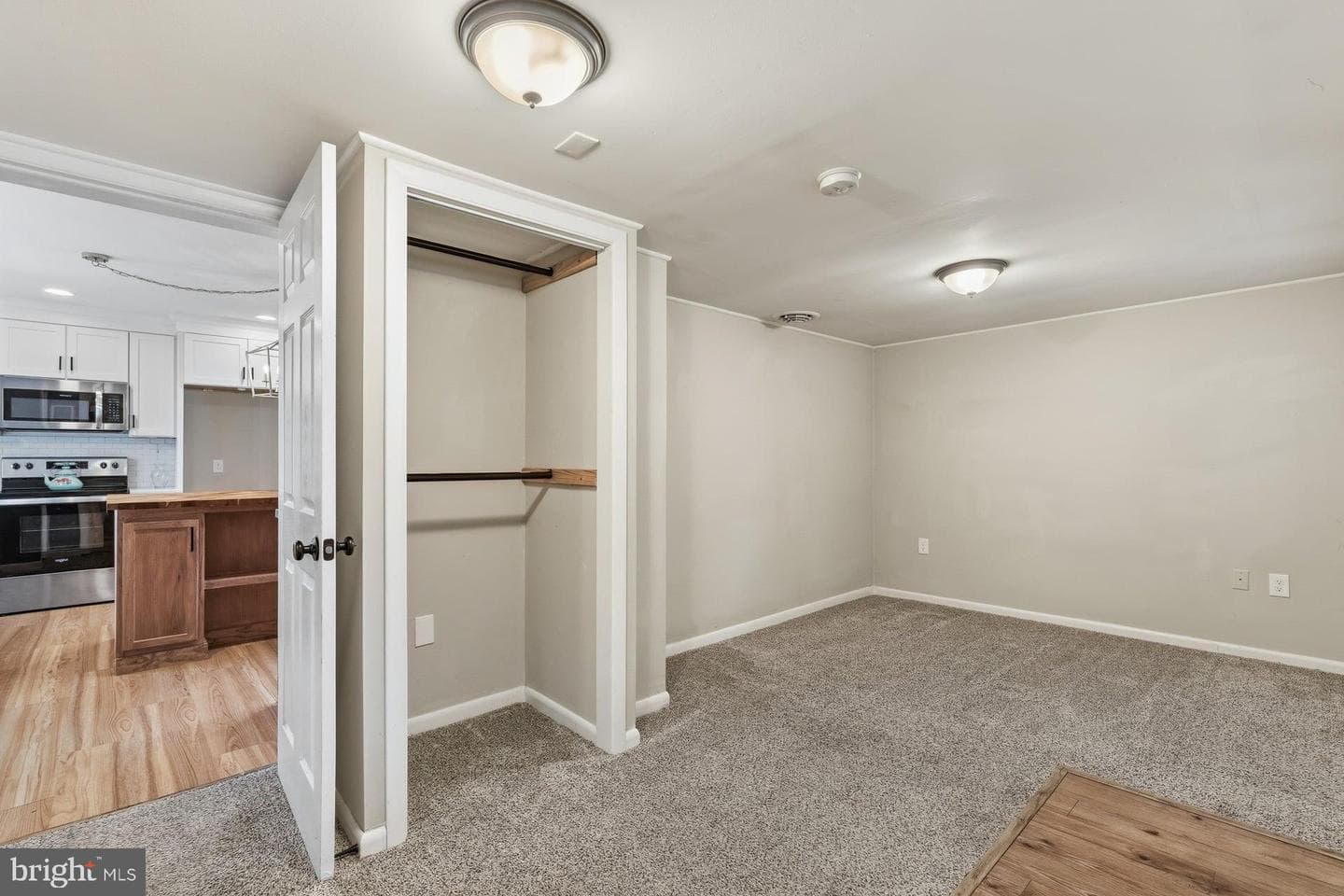 419 S Harrison Street photo 21