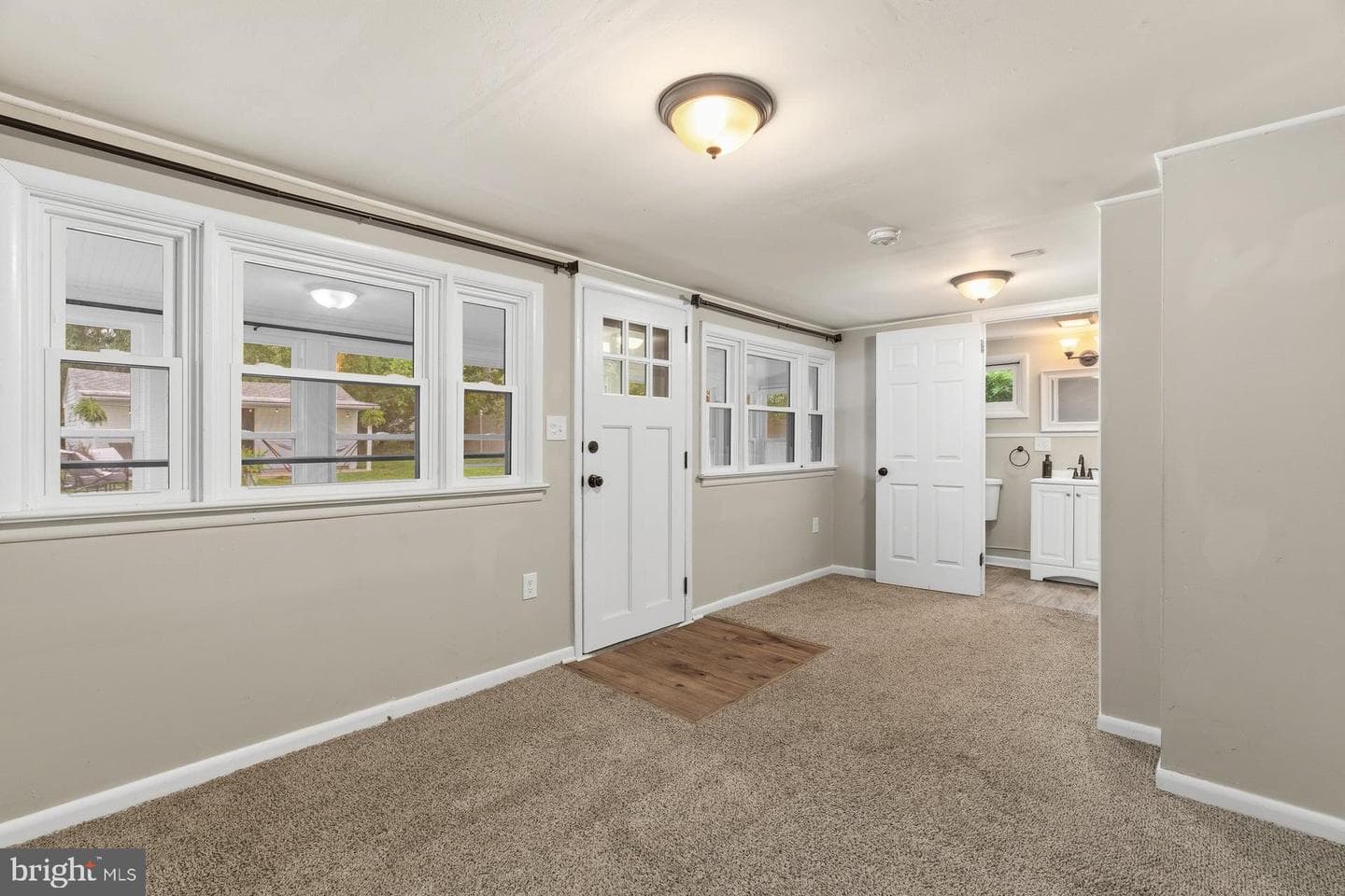419 S Harrison Street photo 23