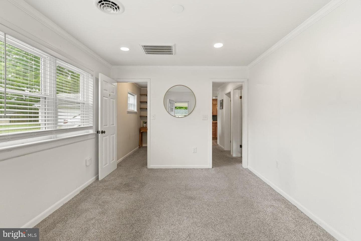 419 S Harrison Street photo 7