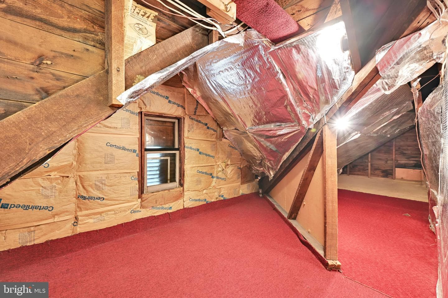 228 E Cherry Street photo 25