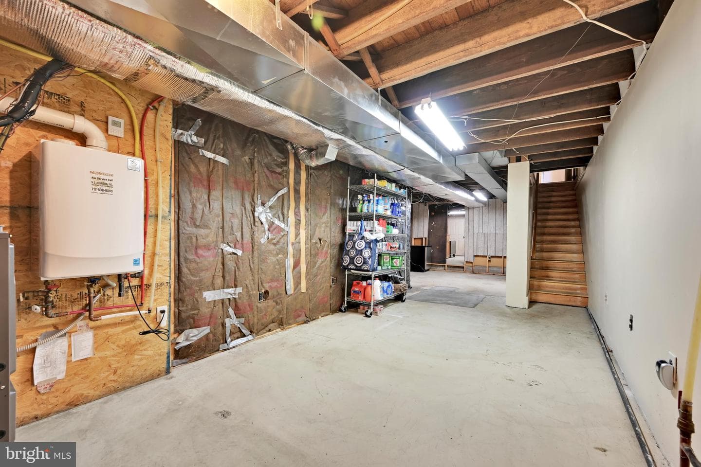 228 E Cherry Street photo 26