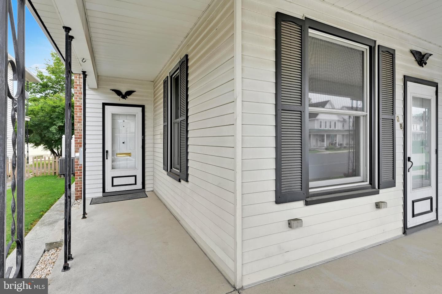 228 E Cherry Street photo 6