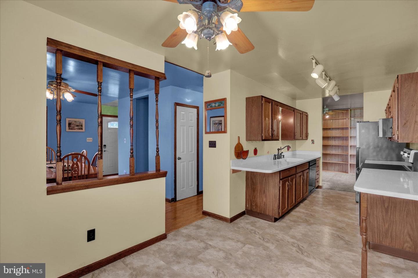 6 Cherry Lane photo 14