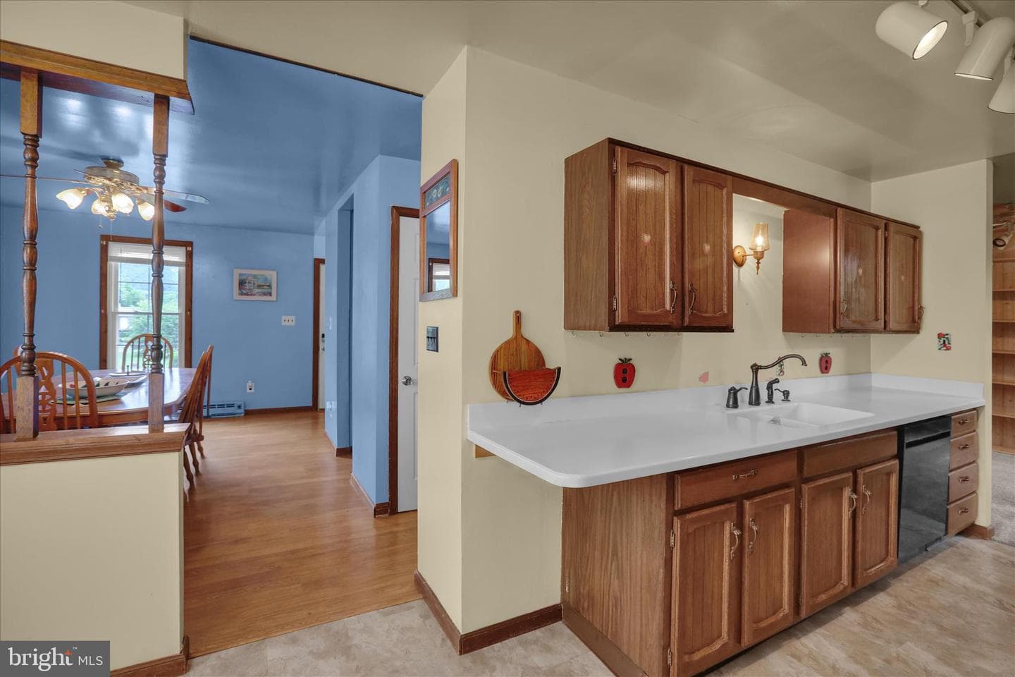 6 Cherry Lane photo 15