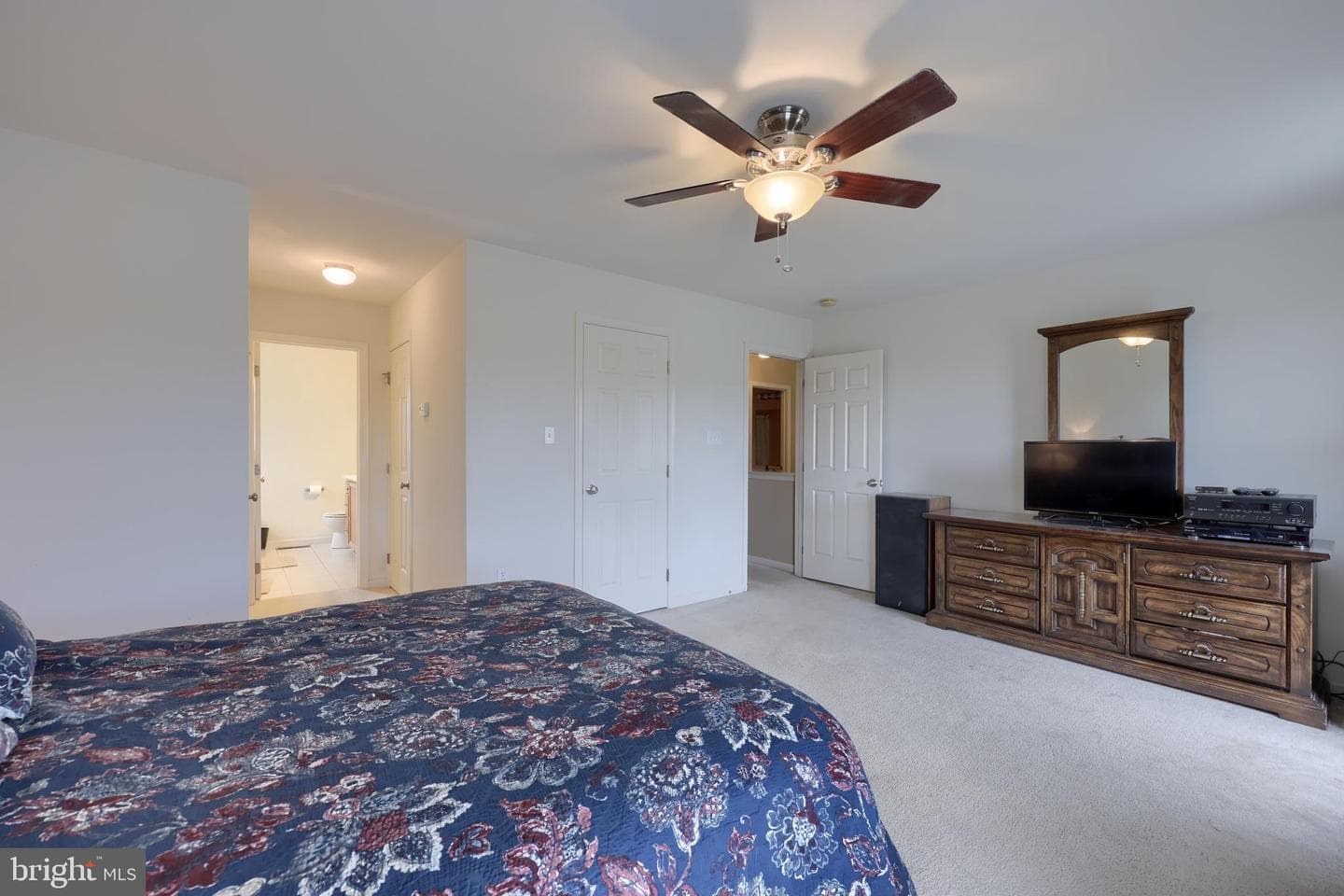 137 Pickwick Circle photo 27