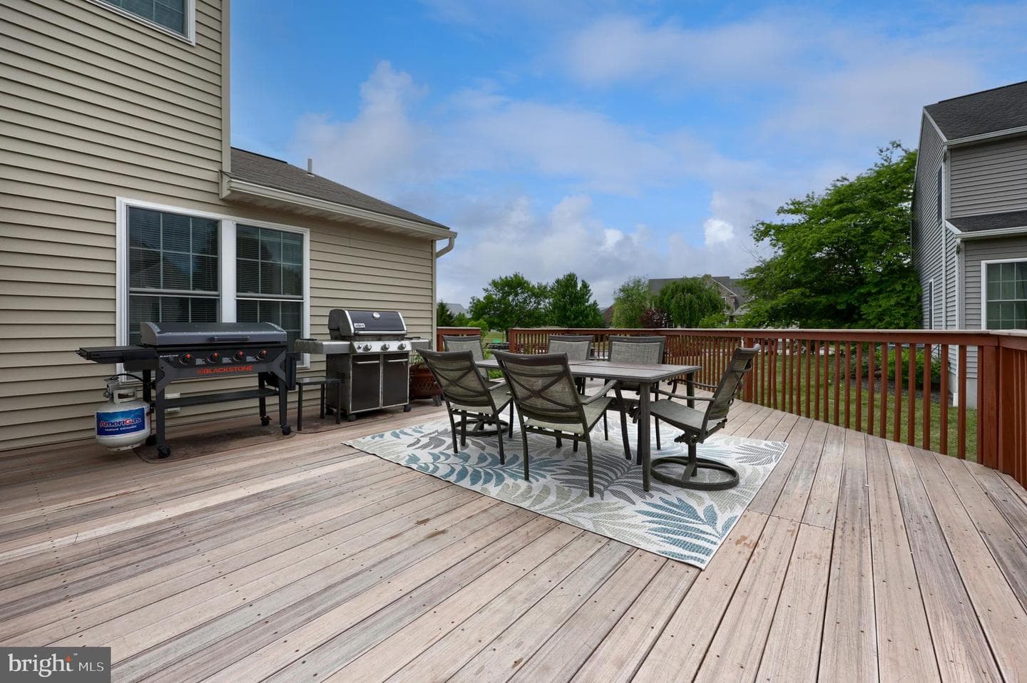 137 Pickwick Circle photo 40
