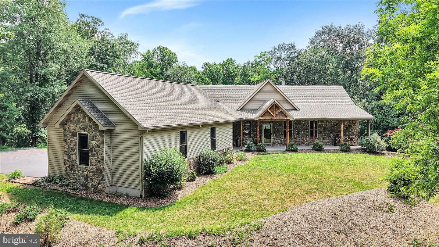110 Fox Road photo 5