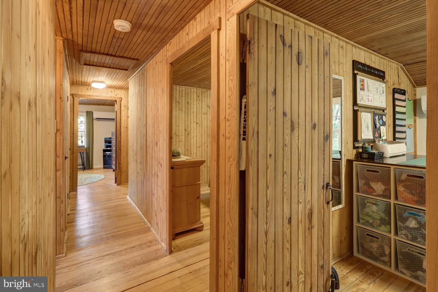 109 Locust Avenue photo 42