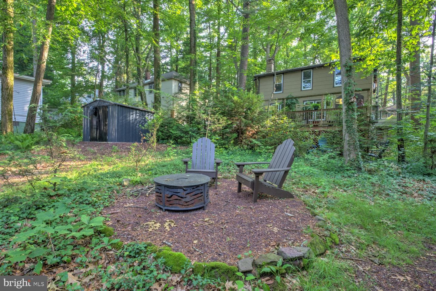 109 Locust Avenue photo 48