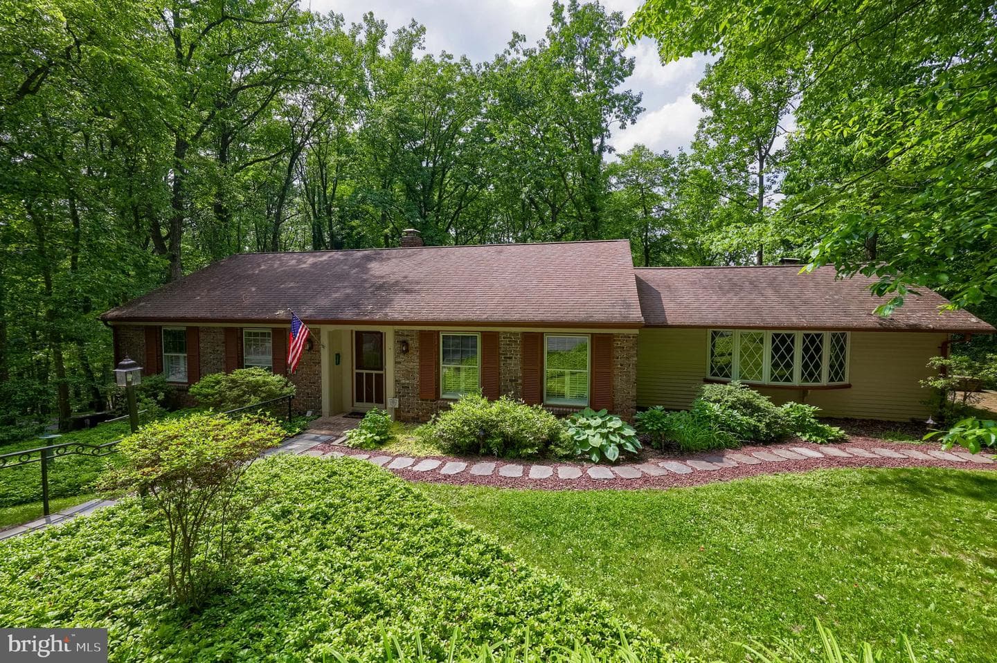 419 Lancaster Avenue photo 2