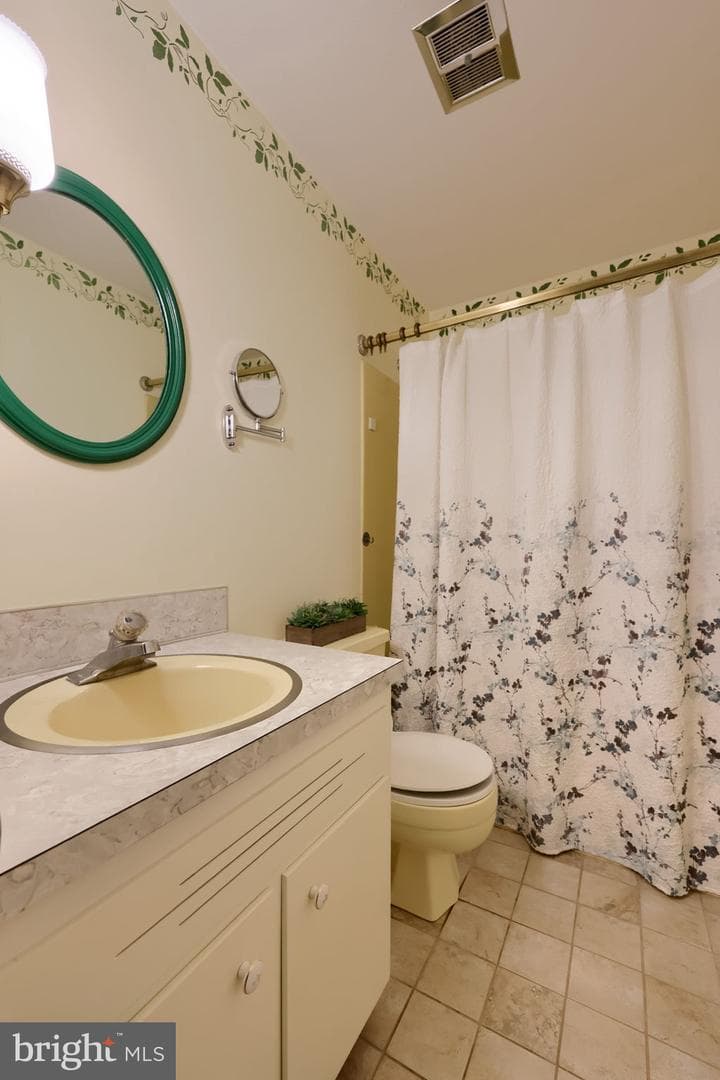 419 Lancaster Avenue photo 50