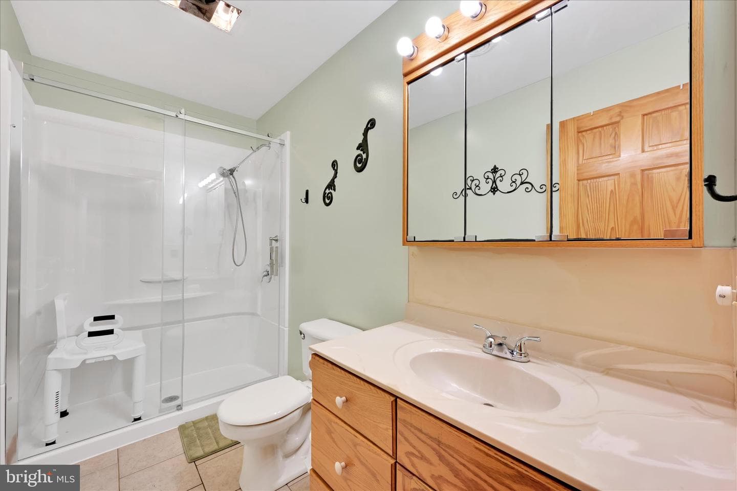 685 Wedgewood Drive photo 23