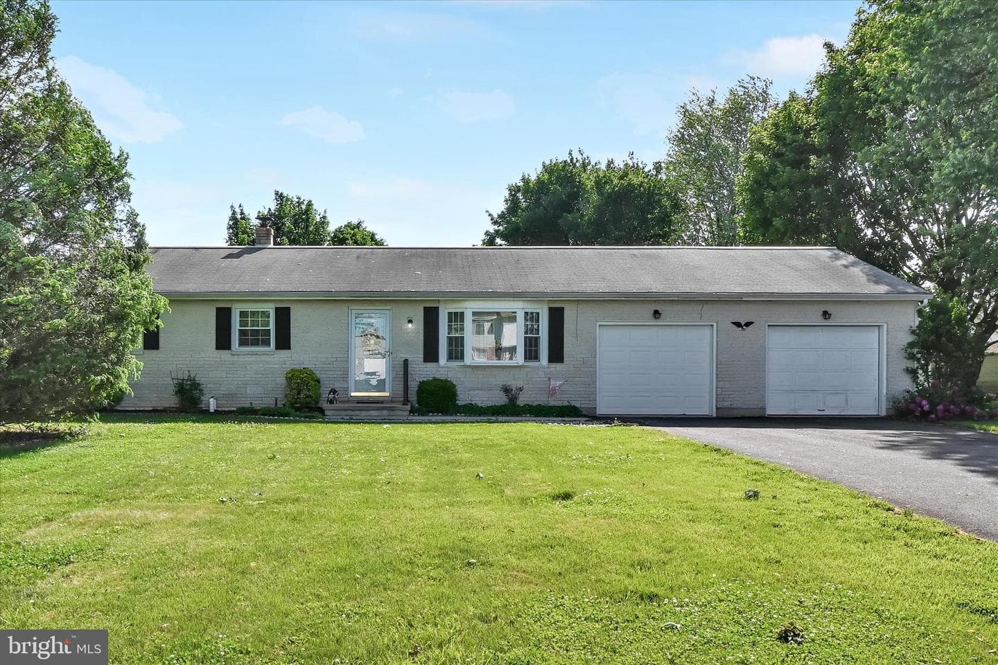 685 Wedgewood Drive photo 3