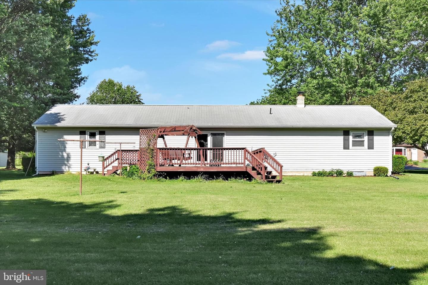 685 Wedgewood Drive photo 31
