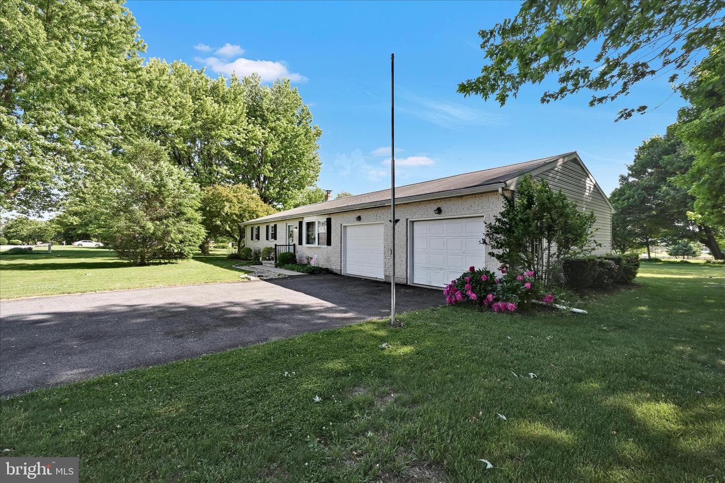 685 Wedgewood Drive photo 9