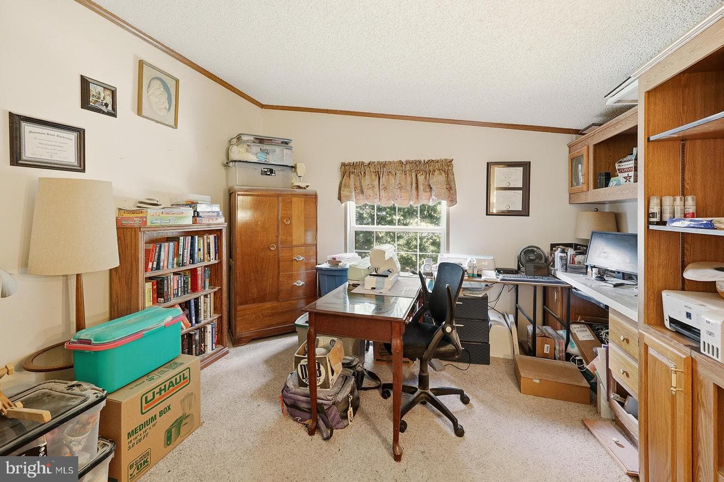 664 W Cedar Street photo 20