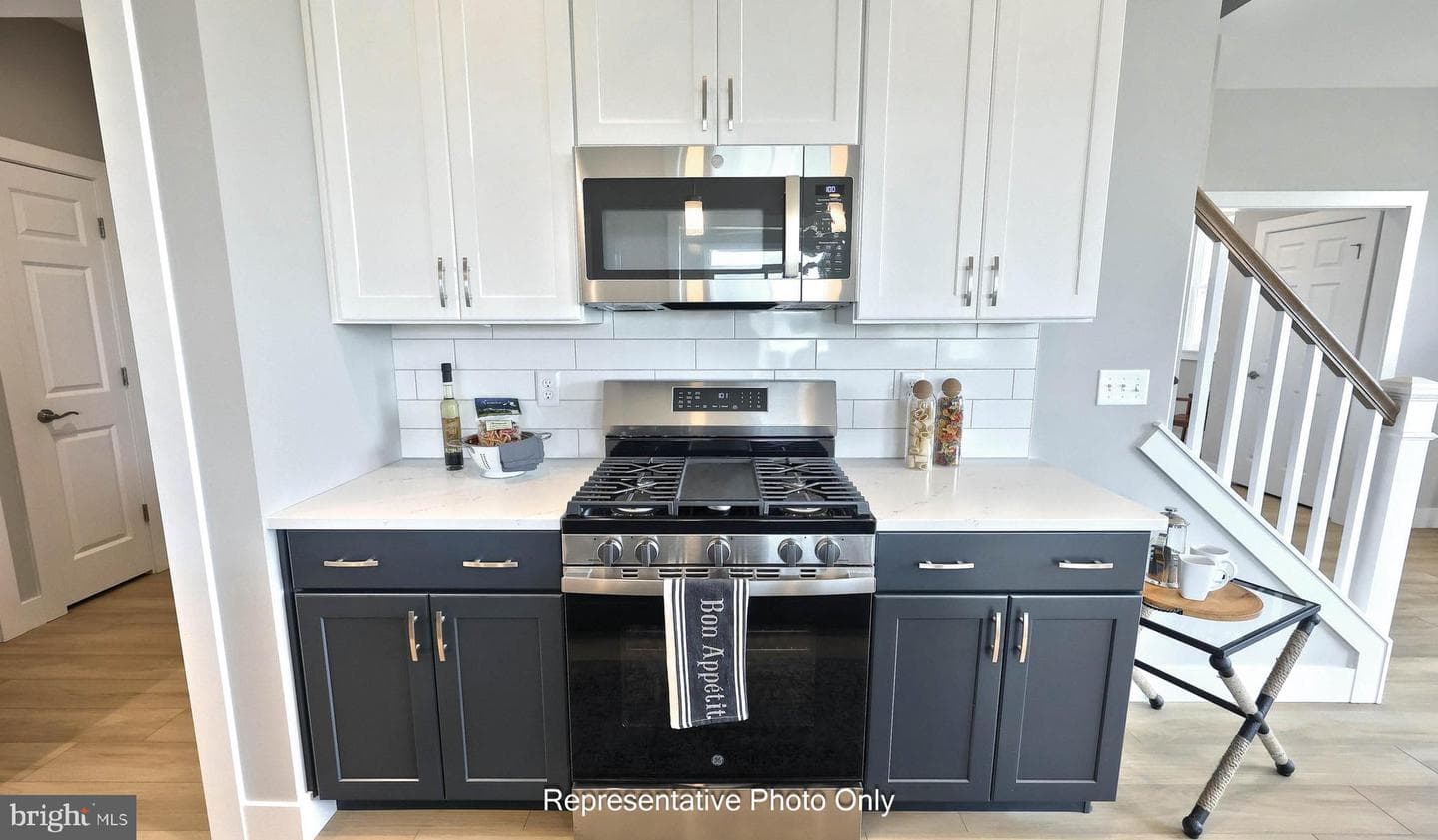 537 Stone Gate Boulevard photo 15